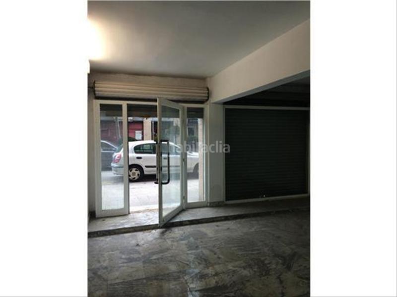 Foto bc28637b-9082-49d8-9f83-5993e9f798b5. Lloguer local comercial a Centre Castelldefels