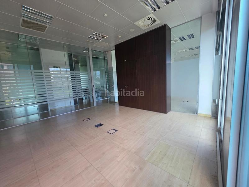 Foto 9d1bcc5c-17fb-423a-a67d-699189bb3cf0. Location bureau avec chauffage dans Sant Cosme-La Granja Prat de Llobregat (El)