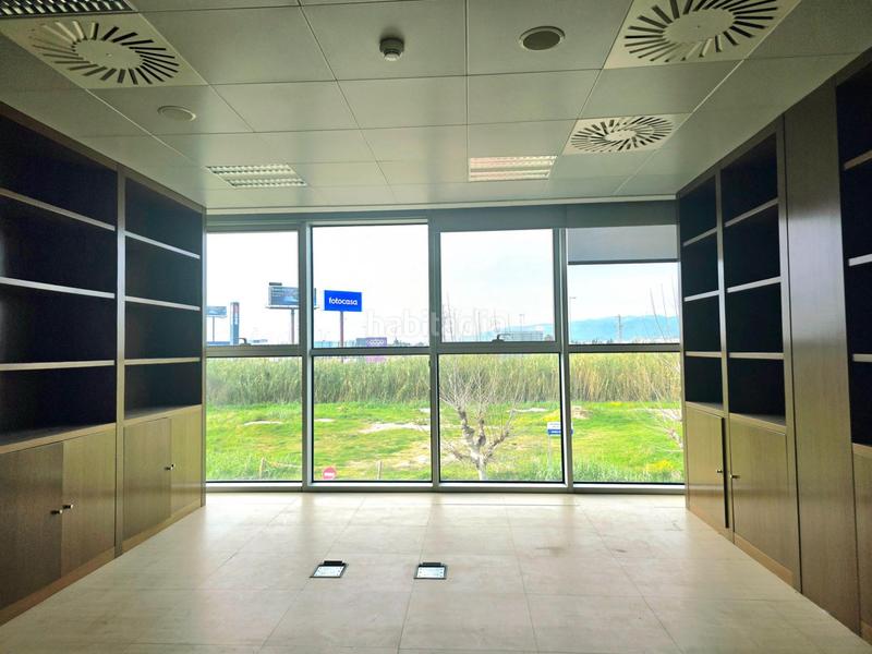 Foto e500991b-7e04-4f86-a984-24ef83d422ff. Location bureau avec chauffage dans Sant Cosme-La Granja Prat de Llobregat (El)