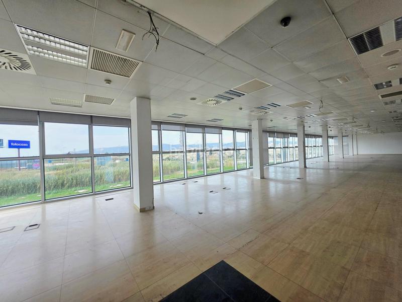 Foto 11deee13-c2c8-4fdd-aa8c-4b735651e181. Rent office space with heating in Sant Cosme-La Granja Prat de Llobregat (El)