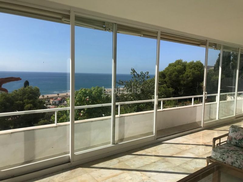 Foto 0232cf97-cc92-4b7f-b9d6-5cb67e59f4a7. Chalet magnífica villa señorial con vistas panorámicas sobre el mar mediterráneo en Castelldefels
