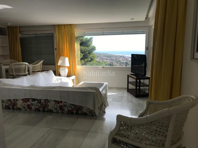 Foto 2c16fb74-d355-4707-99e2-7d39f25bf3b9. Chalet magnífica villa señorial con vistas panorámicas sobre el mar mediterráneo en Castelldefels