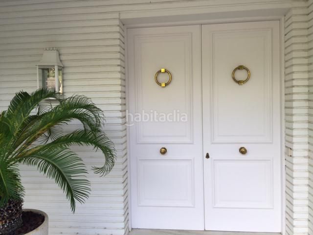 Foto 52251667-b89f-44e9-8585-8c47d6150b03. Chalet magnífica villa señorial con vistas panorámicas sobre el mar mediterráneo en Castelldefels