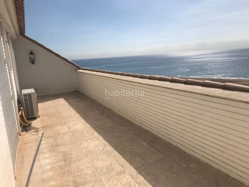 Foto 9329b362-02ae-4e3c-a663-a12c4c563092. Chalet magnífica villa señorial con vistas panorámicas sobre el mar mediterráneo en Castelldefels