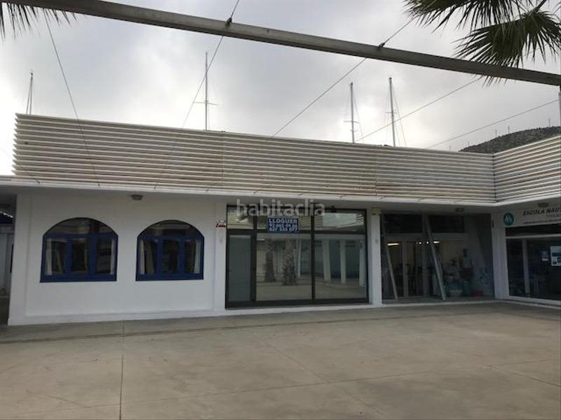 Foto 52207319-5017-4881-a302-58f9ef6972ec. Traspàs oficina amb calefacció aparcament a les botigues de Sitges Sitges