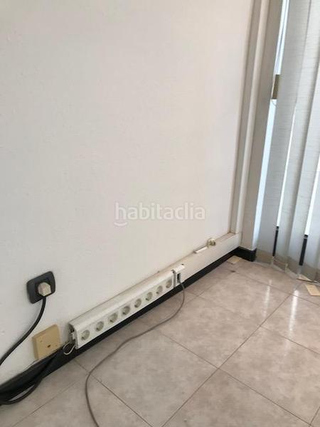 Foto cc70897e-9e0a-4f96-86e4-f1e7a71ab1df. Traspàs oficina amb calefacció aparcament a les botigues de Sitges Sitges