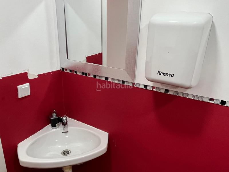 Foto f724fed6-015f-4d23-9995-b295463134b4. Local commercial dans Can Toni Cunit