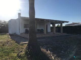 Chalet in La Vega-Marenyet. Chalet con 2 habitaciones