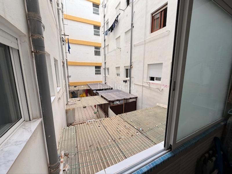 Foto 112c4b04-8a2b-4c21-88b6-114e6cd4e6c4. Apartamento en carrer madrid 3b zona san antonio en Cullera