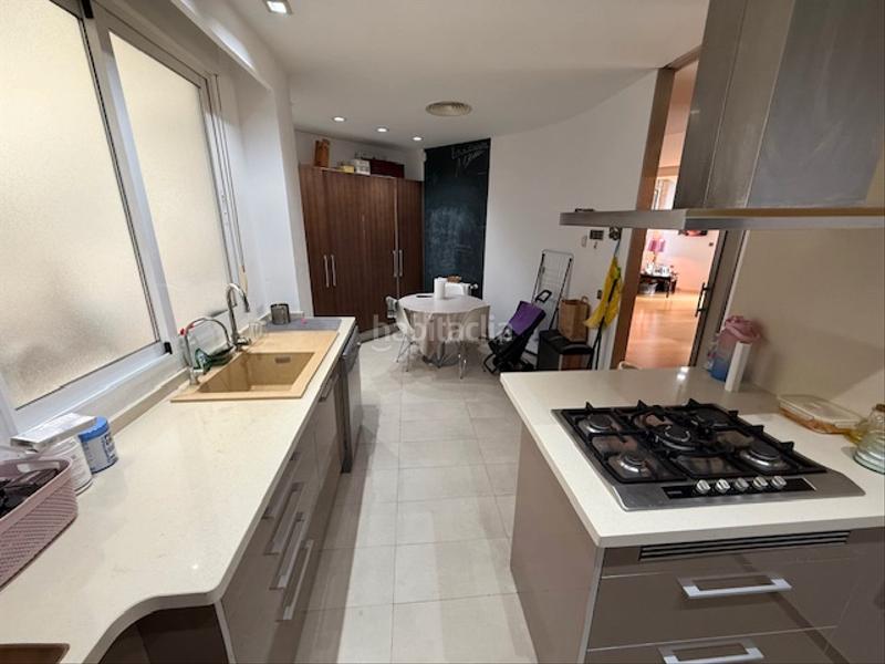 Foto 256bb9e9-bfd5-47f5-966b-3575a342bf7f. Appartement dans carrer del comte d'altea 1 dans Gran Via Valencia