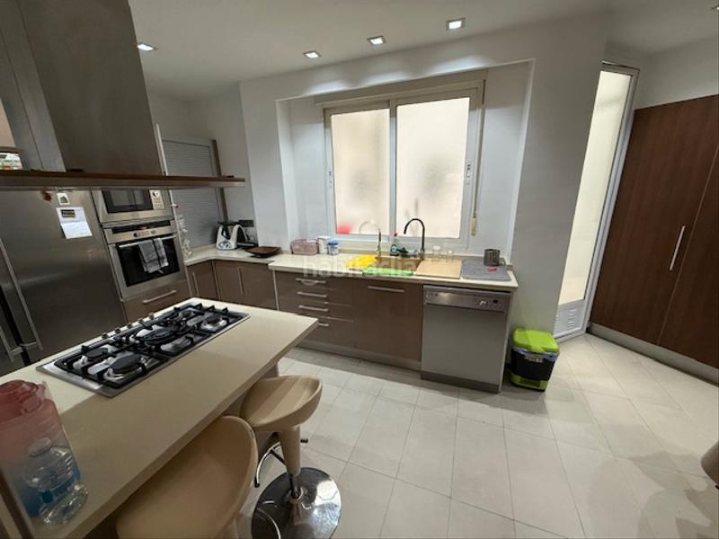 Foto 3053acdc-ef95-42b1-8fd5-62d15b711722. Appartement dans carrer del comte d'altea 1 dans Gran Via Valencia