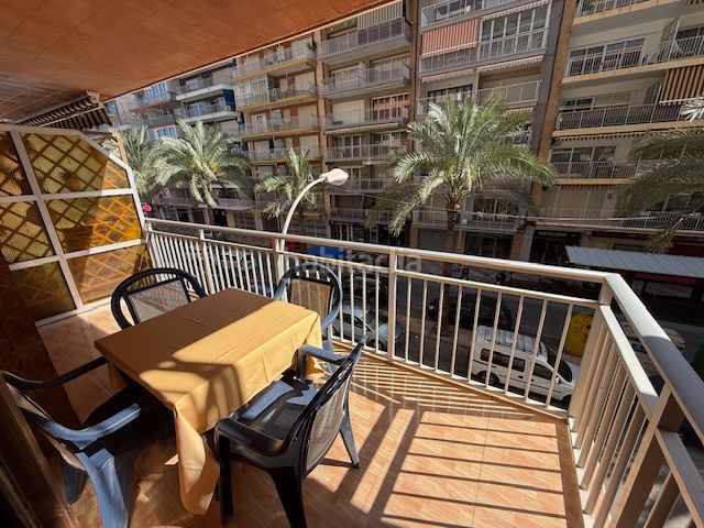 Foto d4b72187-59c7-4e49-9ee5-c2a852123e02. Apartament a avinguda blasco ibáñez 7 a Sant Antoni Cullera