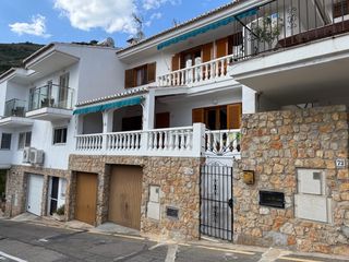 Casa adossada  Urbanización cullera park. Zona raco