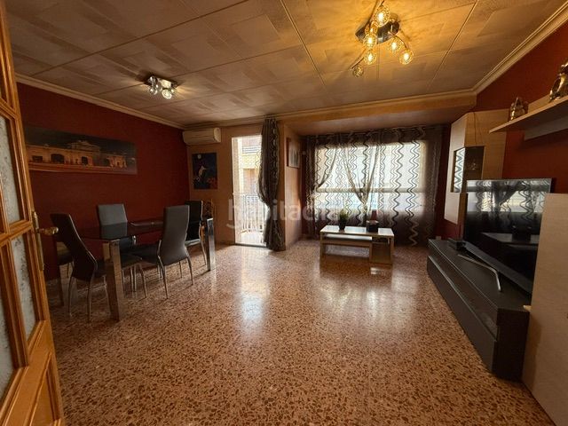 Foto 12a37af9-a27e-4230-b949-f844919edb78. Casa amb aparcament a Sueca Sueca