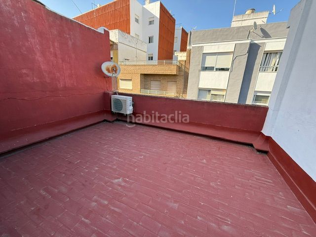 Foto e4afb31a-bfa5-443f-9298-d041ae569a87. Casa amb aparcament a Sueca Sueca