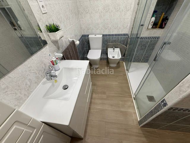 Foto f3a011e3-1ee5-4357-bc30-723f0f497a36. Apartament a avenida castelló 4 a Sant Antoni Cullera