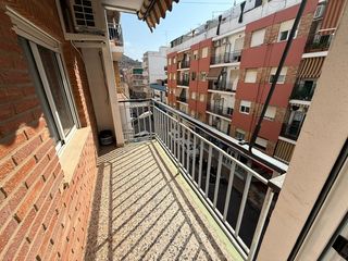 Pis  Carrer del metge joan garc�s. Zona la vega