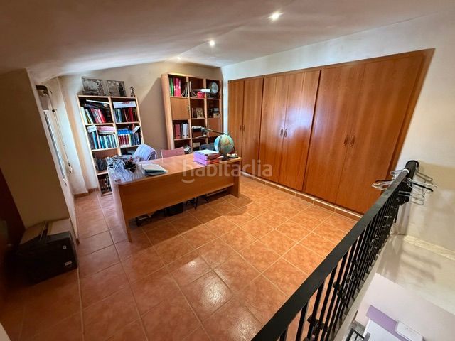 Foto 4587cd3f-86a7-4ac7-9cbb-d3c65e4f69bc. Casa adossada a El Marenyet Cullera