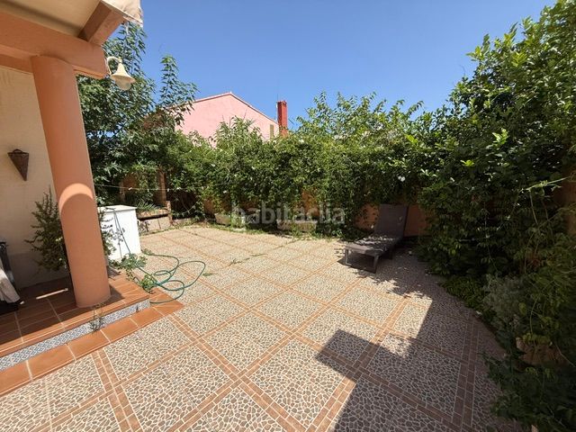 Foto 4a45f274-38bf-47e2-bf6f-024f476acb44. Casa adossada a El Marenyet Cullera