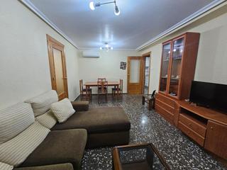 Location Appartement  Calle ramon y cajal. Disponible piso de alquiler, urbincasa