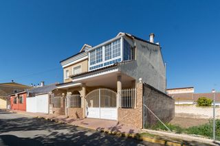 Haus in Calle calle maestros bolero 4. Exclusiva vivienda unifamiliar de lujo en fuente álamo de murcia