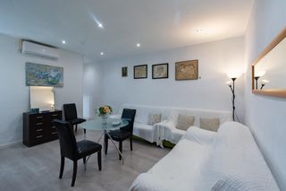 Apartament a Calle calle mar cantábrico 2. Piso reformado de 2 dormitorios, totalmente exterior, zona ramón