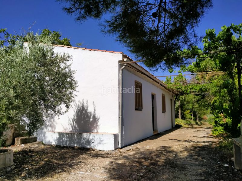 Foto 220e22cc-26ef-47a2-ac4c-ee6fbb383b61. Finca rústica a Montejícar