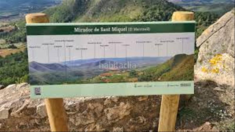 Foto 8bfbfe2f-733f-4641-9a67-99bdf0e0d7fc. Terreny residencial a carrer joan maragall 51 a Montmell (El)