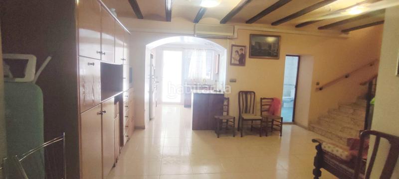 Foto d2b9f89b-2c49-4d5f-b15e-084f1e8ba3f5. Casa con camino parcheggio in Chilches