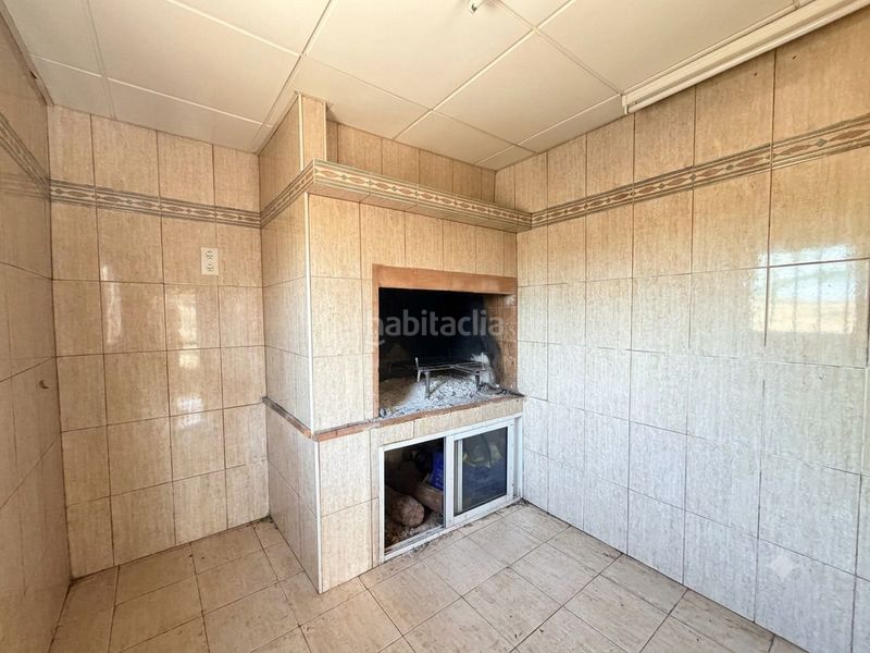 Foto 22fc41d7-8e00-4cbc-8104-52b454cb3e0c. Xalet amb xemeneia piscina a Cheste