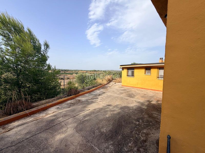 Foto 5be31896-88a0-4d9b-9aef-17c4ddcd0c29. Xalet amb xemeneia piscina a Cheste