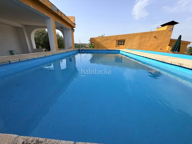 Foto 61033d1c-cd53-494e-8278-898843668f86. Xalet amb xemeneia piscina a Cheste
