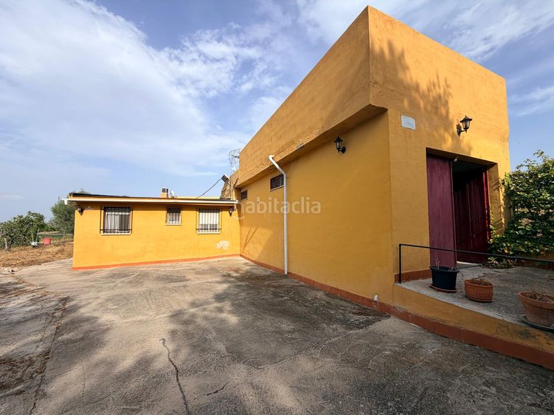 Foto 93bdf505-b5cd-4994-a232-81446fef842c. Xalet amb xemeneia piscina a Cheste