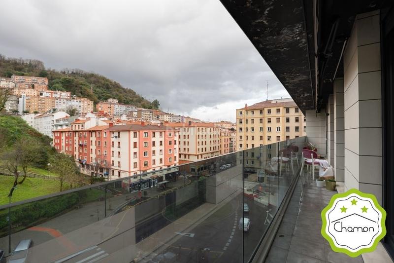 Foto d5af8852-05a5-4617-a7f3-149b236c0fe6. Pis amb calefacció aparcament a Rekalde Centro Bilbao