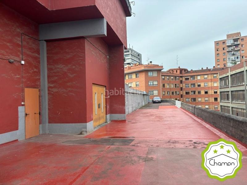 Foto 697f3fc2-032e-4f79-9bb1-ad19d1d480b9. Autoparkplatz in Rekalde Centro Bilbao