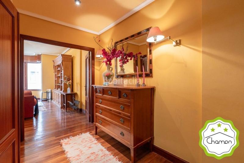 Foto f0143dff-e054-4fbd-b762-fcafd6493feb. Flat with heating parking in Sabino Arana-Jesuitas Bilbao