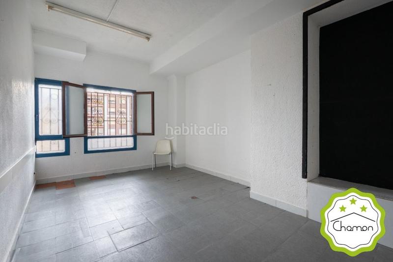 Foto 24c341c9-d13d-4711-8389-386c792c1bcd. Local comercial a Azeta - Abatxolo Portugalete