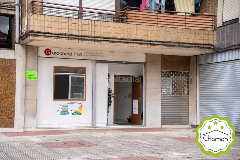 Foto 48663630-f021-49a0-80ff-3bc82c72a6e2. Local comercial a Azeta - Abatxolo Portugalete