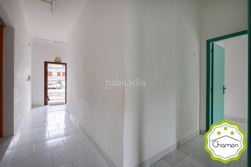 Foto c03a524f-c7f3-4dd9-8b03-723c6ac52255. Local comercial a Azeta - Abatxolo Portugalete