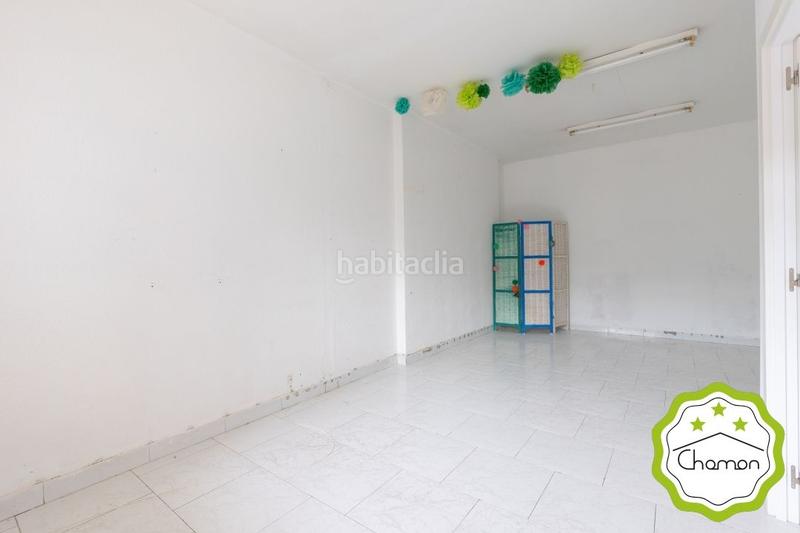 Foto c546e448-86b8-421b-b2a9-99b2b07e4732. Local comercial a Azeta - Abatxolo Portugalete