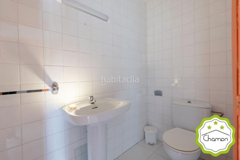 Foto dbe3a209-3ffc-44d7-974e-eb74ee834e54. Local comercial a Azeta - Abatxolo Portugalete
