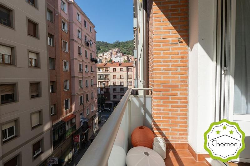 Foto cf1e98bf-22ea-4fce-8e1a-345d58d92ecc. Pis amb calefacció a Rekalde Centro Bilbao