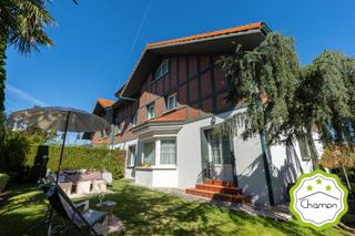 Casa aparellada a Santa María de Getxo