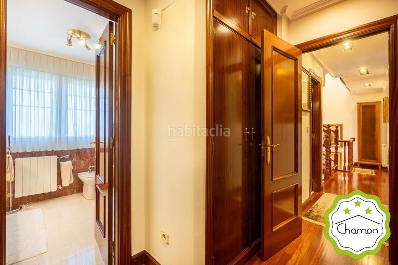 Foto 5ba2f8c6-e725-4d89-801a-b4bc12a39018. Casa amb calefacció aparcament a santa maría de Getxo Getxo