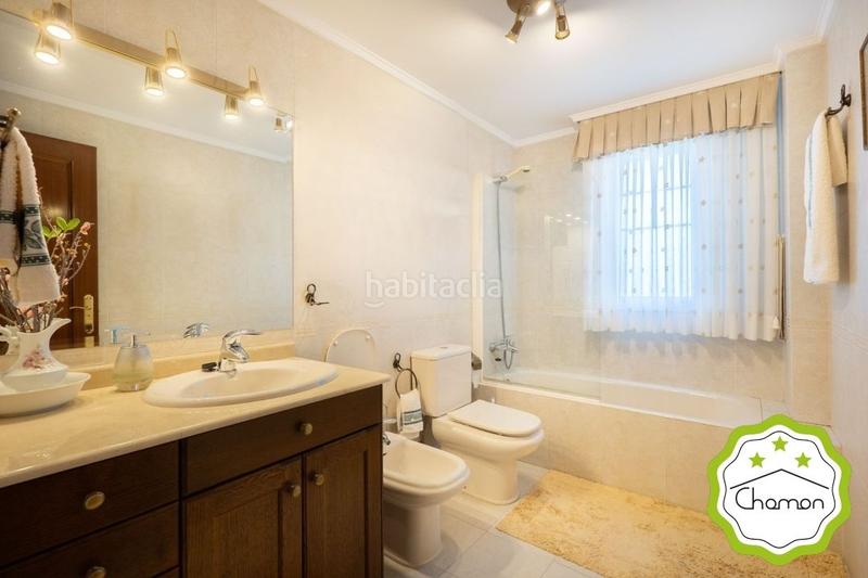 Foto b6b30cc6-3cf7-44c7-9369-69127ca0cad9. Casa amb calefacció aparcament a santa maría de Getxo Getxo