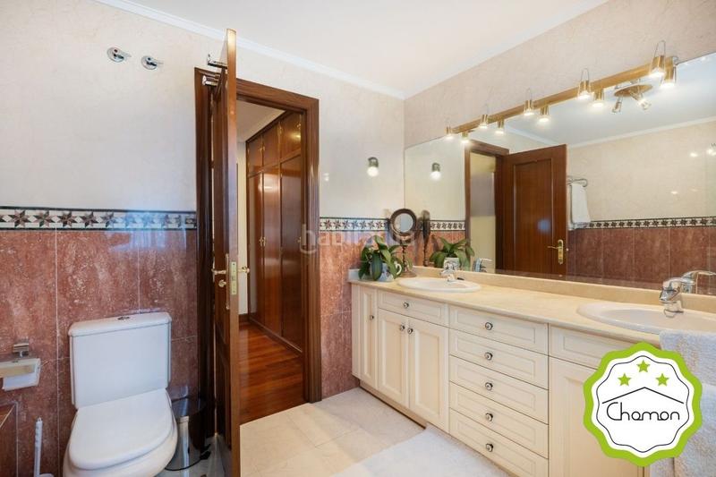 Foto 9a2c3237-66ed-4be0-9d44-edee352f133a. House with heating parking in santa maría de Getxo Getxo