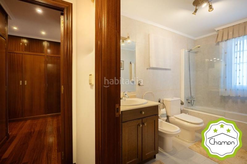 Foto cc34d529-2df8-4e46-844b-6d04ed43b045. House with heating parking in santa maría de Getxo Getxo