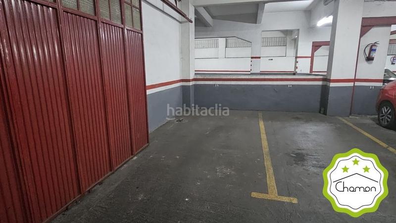 Foto c535b4c3-e18c-4320-bb60-924d957570af. Parking coche en San Pedro de Deusto - La Ribera Bilbao