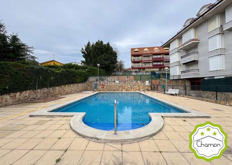 Foto 64b97fa2-55b1-43a2-9a5d-cf265e63c879. Etagenwohnung mit heizung parking in Tregadín Noja