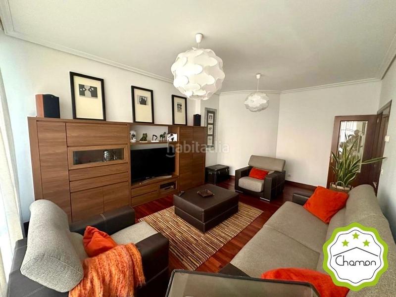 Foto d58d3873-6c33-4c3a-a59e-b1d1207958c8. Piso en Centro Urbano-Hirigunea Leioa